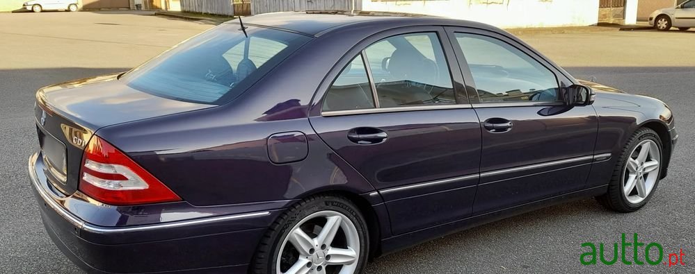 2001' Mercedes-Benz C 220 photo #1