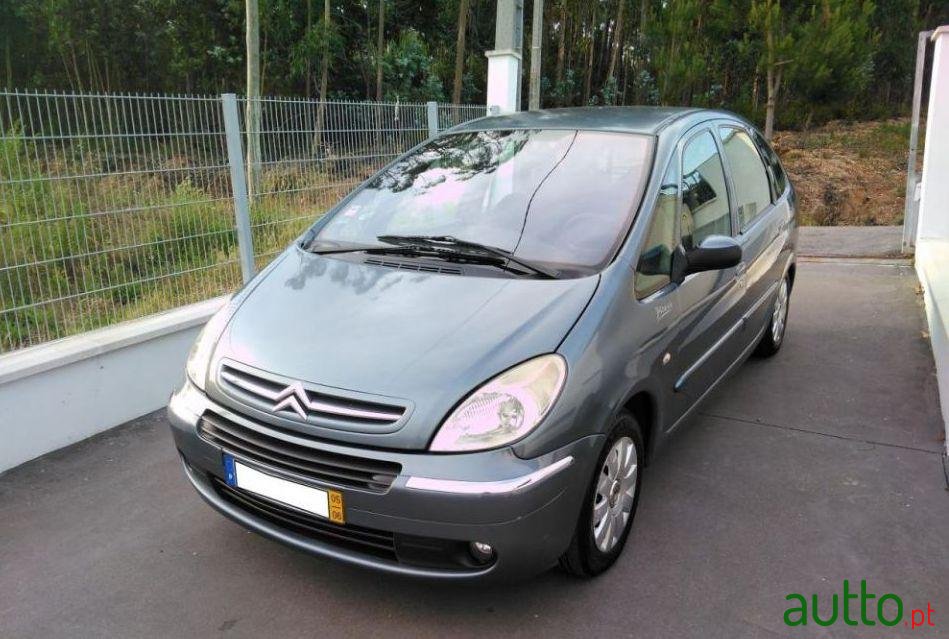 2005' Citroen Xsara Picasso photo #2