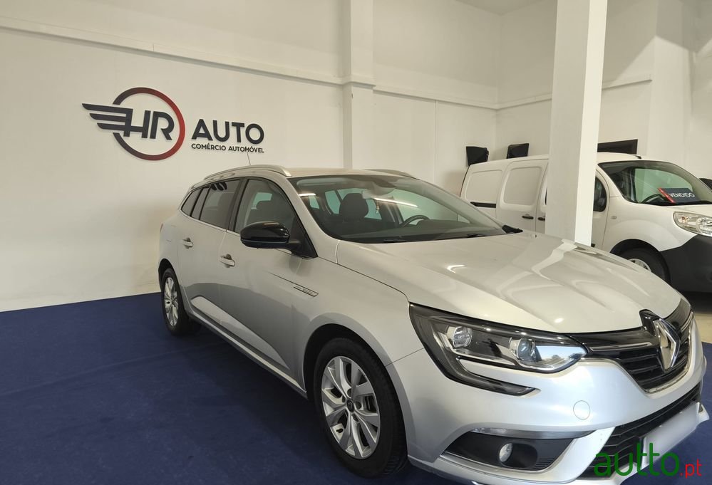 2019' Renault Mégane Sport Tourer photo #3