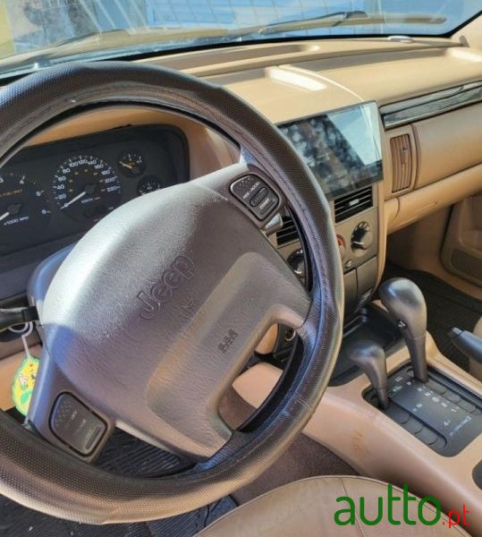 2000' Jeep Grand Cherokee photo #5
