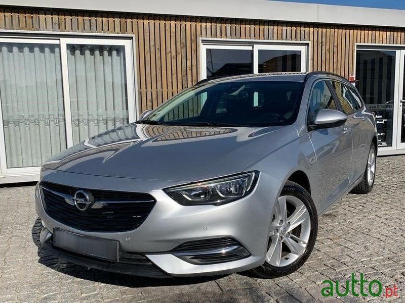 2019' Opel Insignia Sports Tourer photo #1