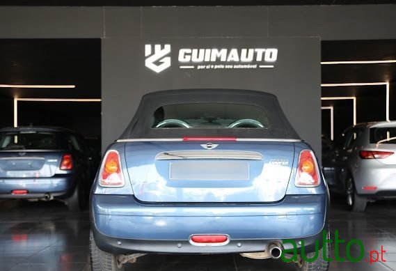 2009' MINI Cooper 3 Portas photo #6