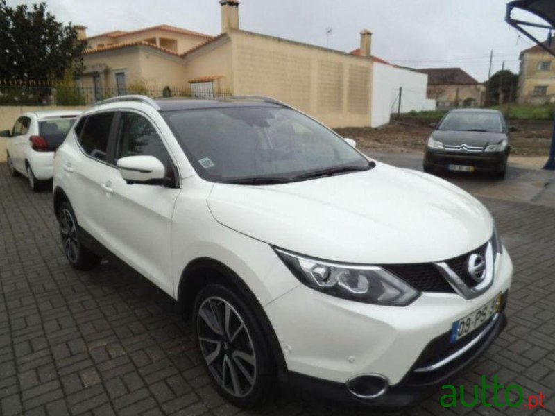 2015' Nissan Qashqai photo #2