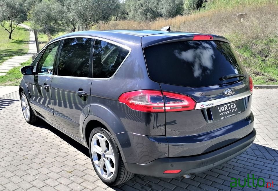 2012' Ford S-Max photo #5