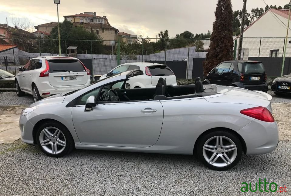 2010' Peugeot 308 Sport photo #5