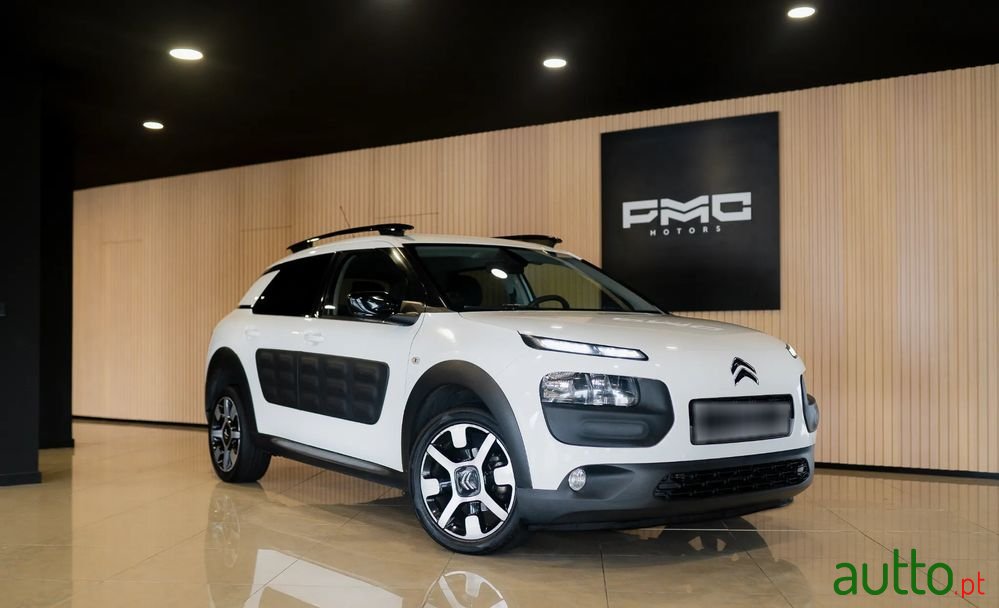 2016' Citroen C4 Cactus photo #1