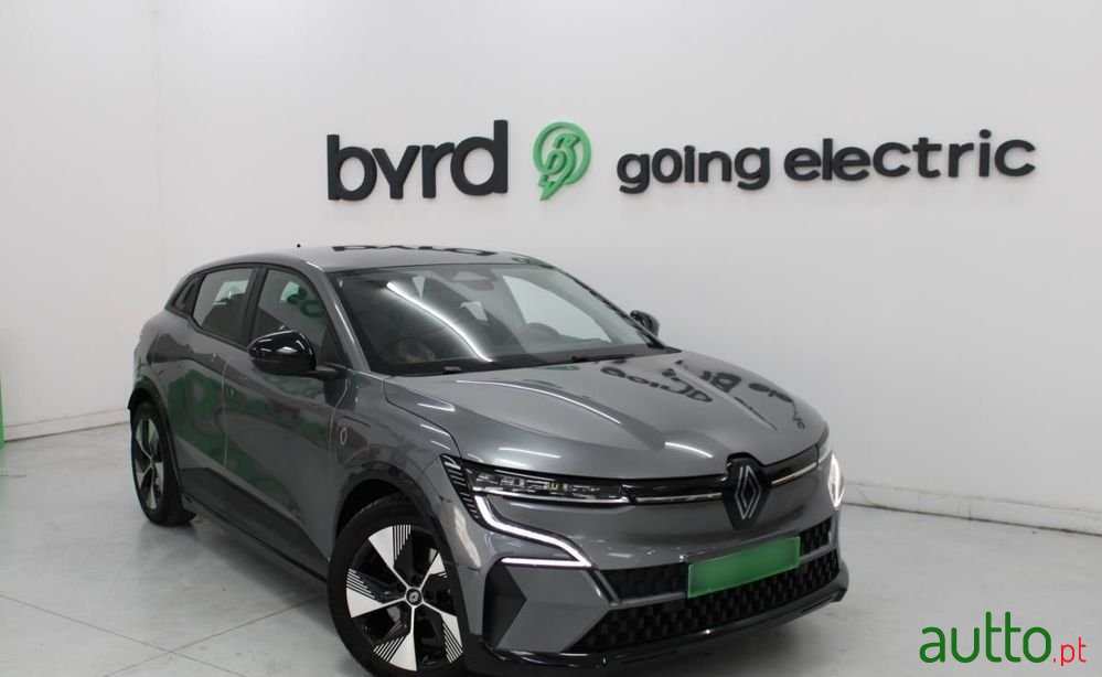 2022' Renault Megane E-Tech photo #1