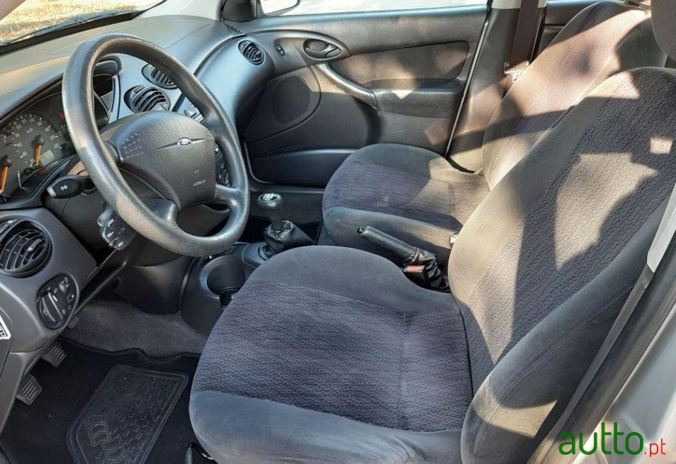 1999' Ford Focus photo #4