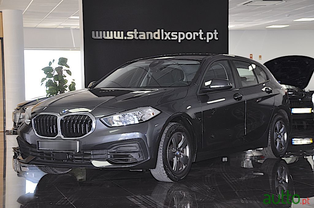 2020' BMW 118 photo #1