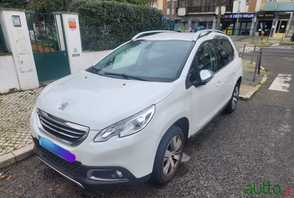 2015' Peugeot 2008 photo #1