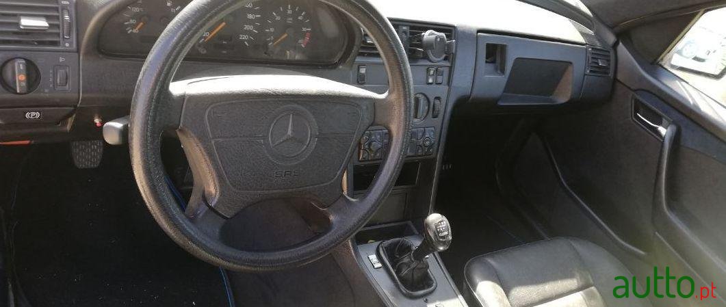 1994' Mercedes-Benz C-200 photo #2