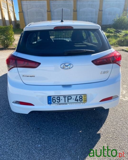 2017' Hyundai i20 photo #4