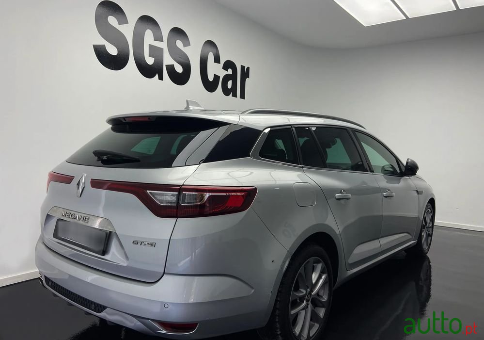 2018' Renault Megane Sport Tourer photo #4