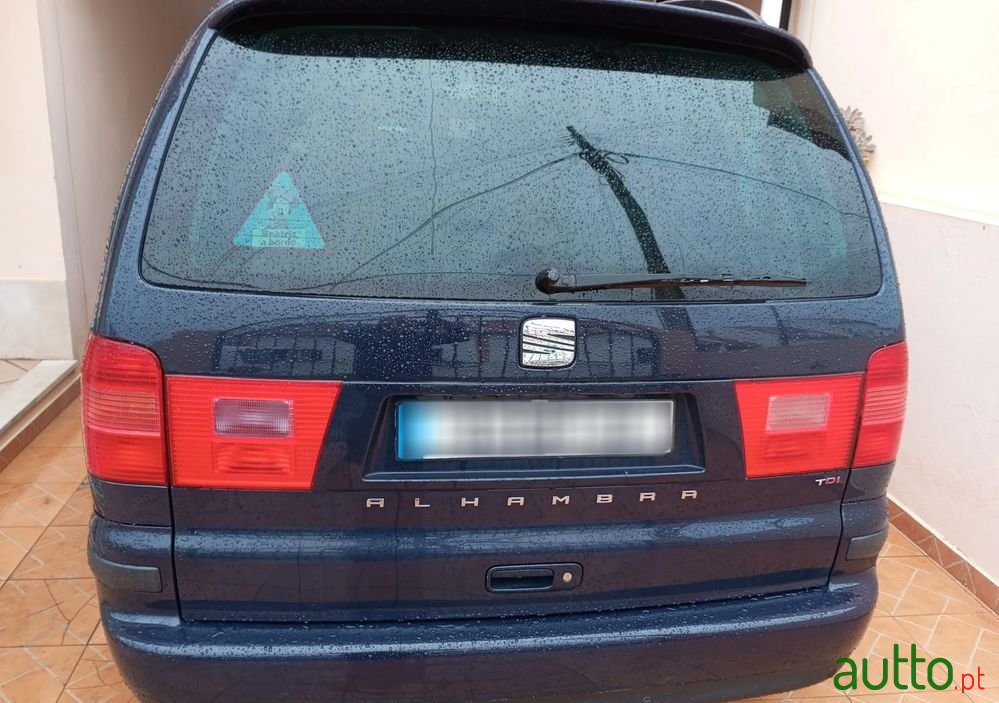 2006' SEAT Alhambra Sport photo #2