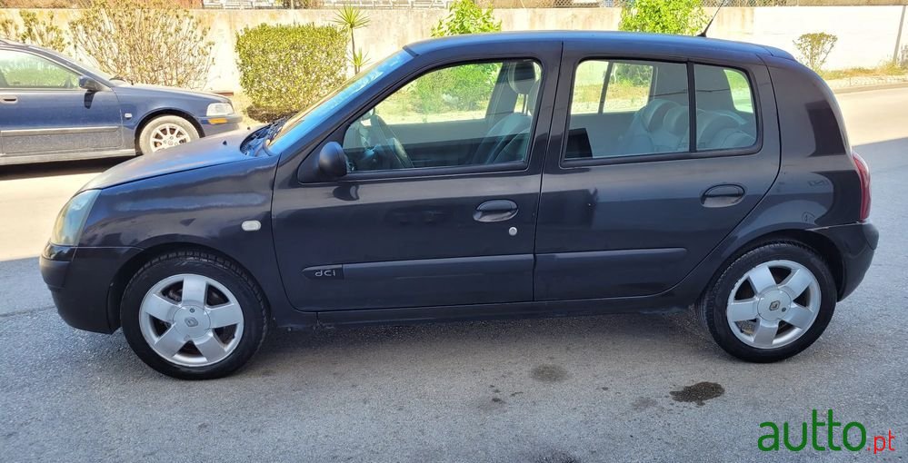 2004' Renault Clio photo #5