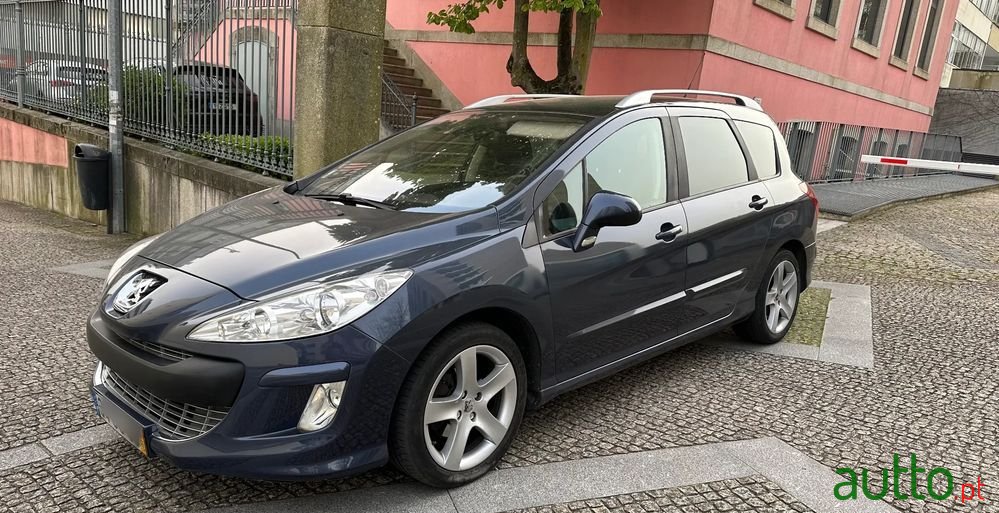 2008' Peugeot 308 Sw photo #1