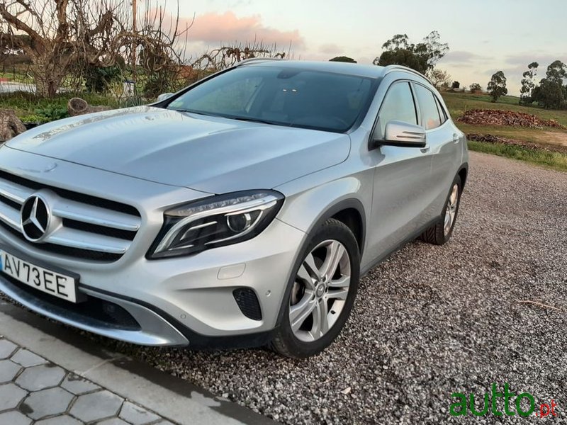 2014' Mercedes-Benz Gla-200 photo #3