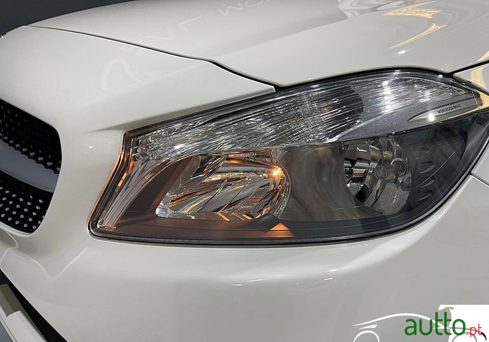 2018' Mercedes-Benz A-160 photo #4