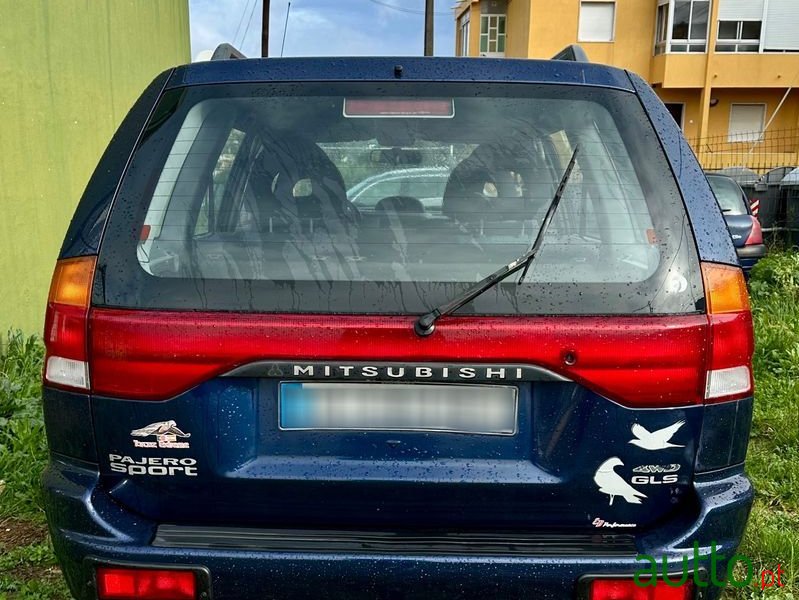 1999' Mitsubishi Pajero Sport photo #2