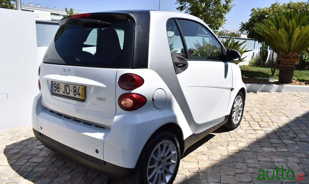 2010' Smart Fortwo photo #1