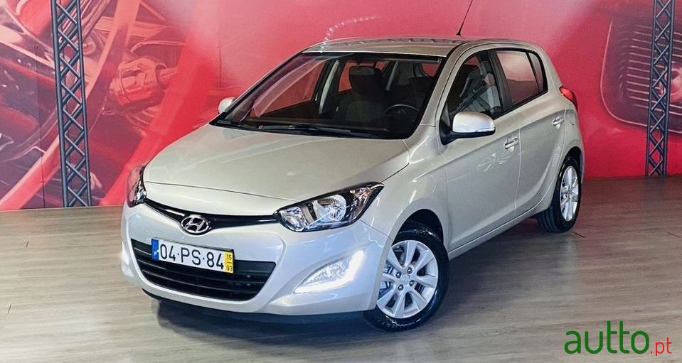 2015' Hyundai i20 photo #1