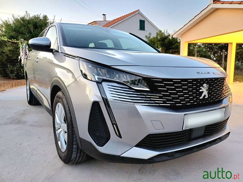 2021' Peugeot 5008 photo #3