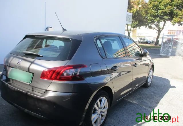 2020' Peugeot 308 photo #4