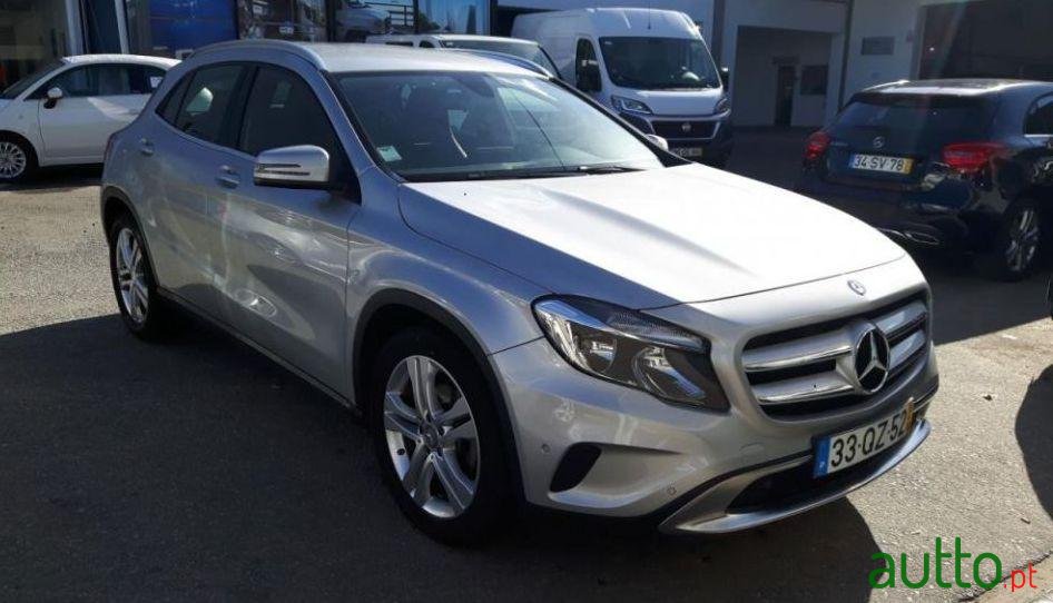 2016' Mercedes-Benz Gla-180 Cdi Urban photo #2