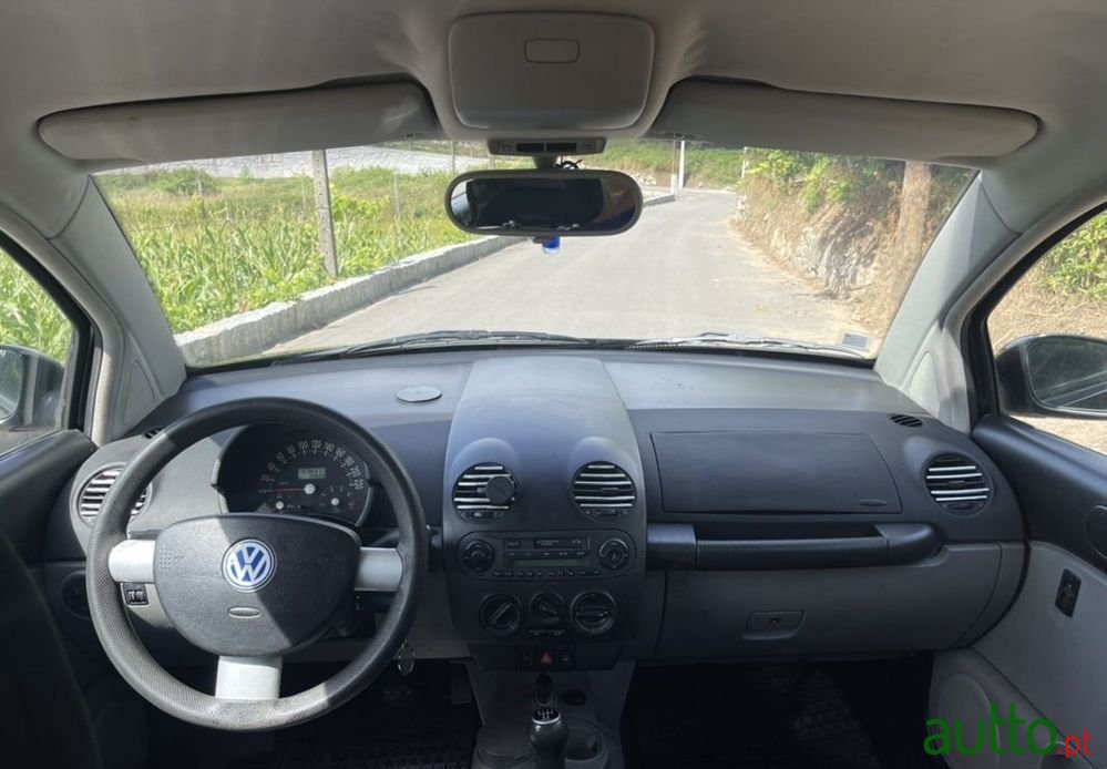 2001' Volkswagen New Beetle 1.9 Tdi photo #6