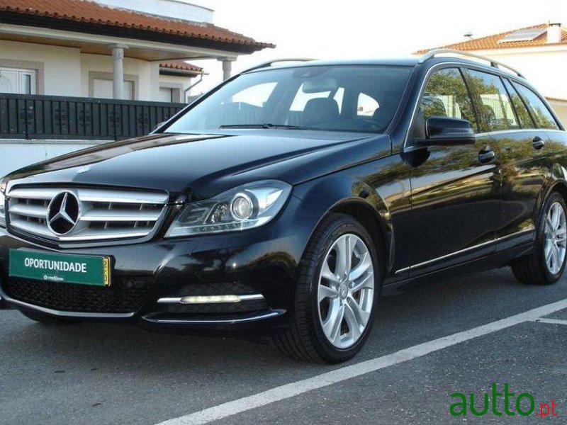 2012' Mercedes-Benz C-220 photo #1