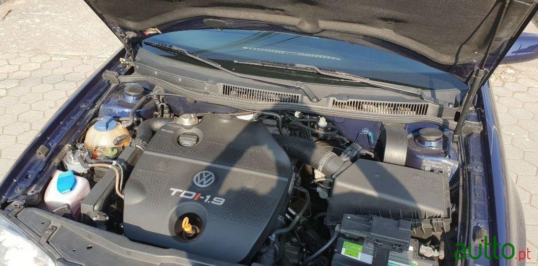 1999' Volkswagen Bora Highline photo #1