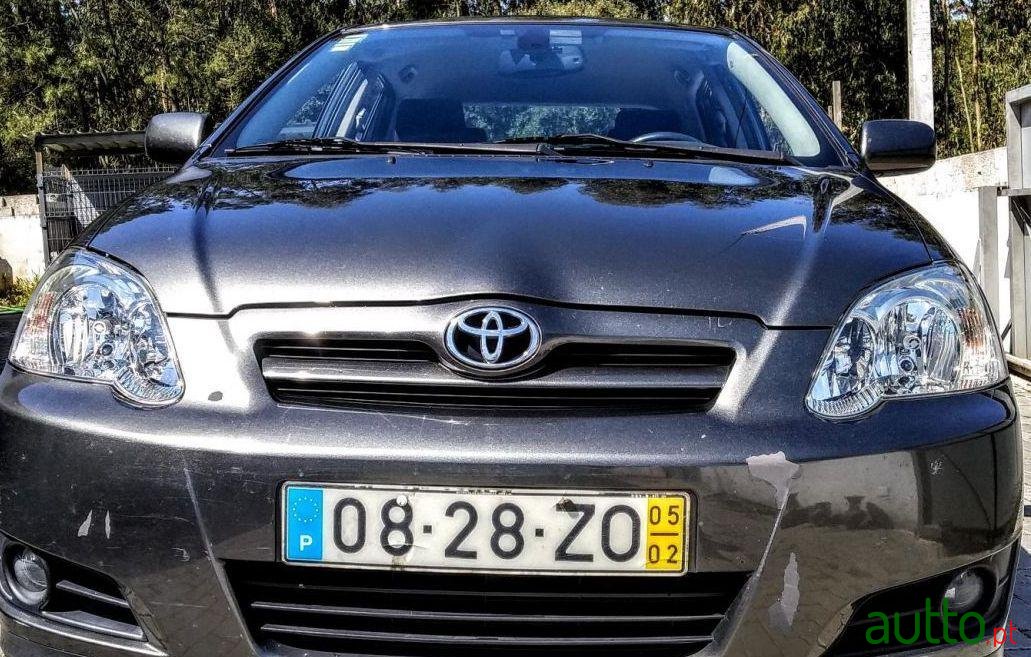 2005' Toyota Corolla photo #1