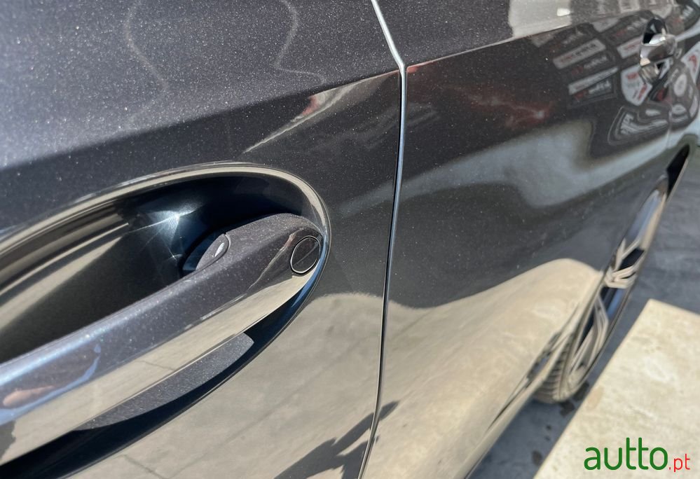 2022' BMW Série 3 photo #4