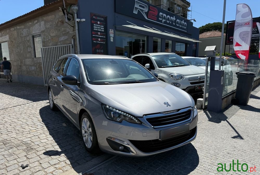 2016' Peugeot 308 Sw photo #1