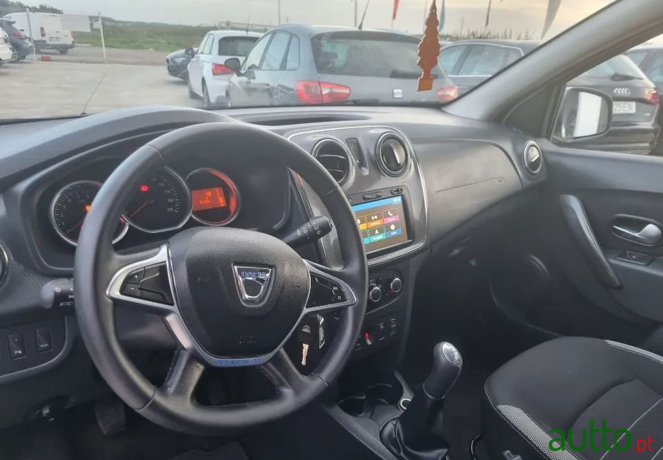 2020' Dacia Sandero photo #5