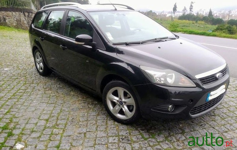 2008' Ford Focus Sw photo #2