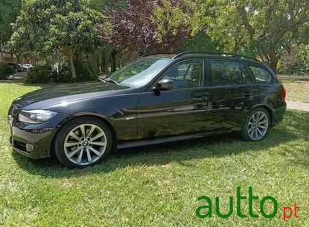 2009' BMW Série 3 D photo #3