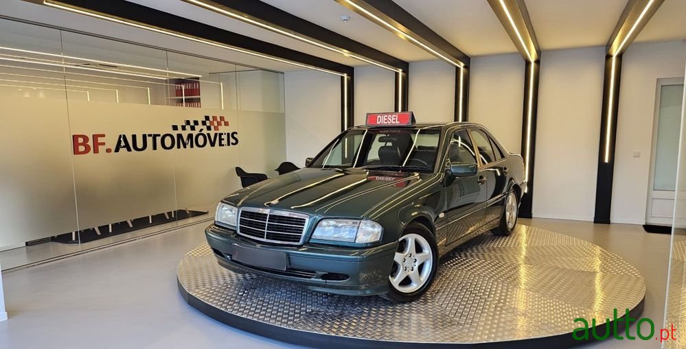 1999' Mercedes-Benz C 220 Cdi Classic photo #1