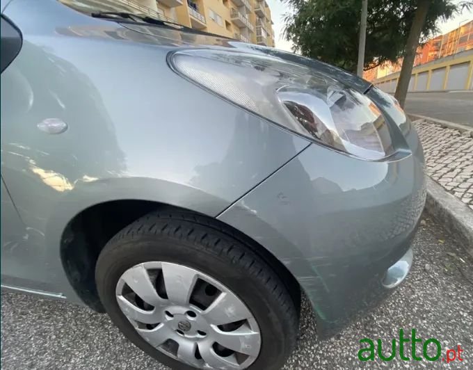 2008' Toyota Yaris 1.0 Vvt-I photo #5