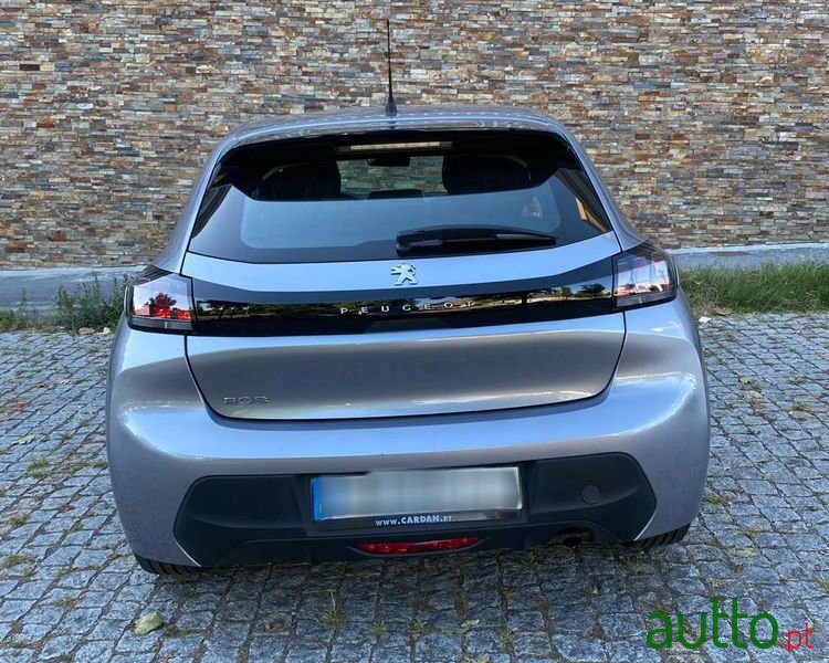 2020' Peugeot 208 photo #5