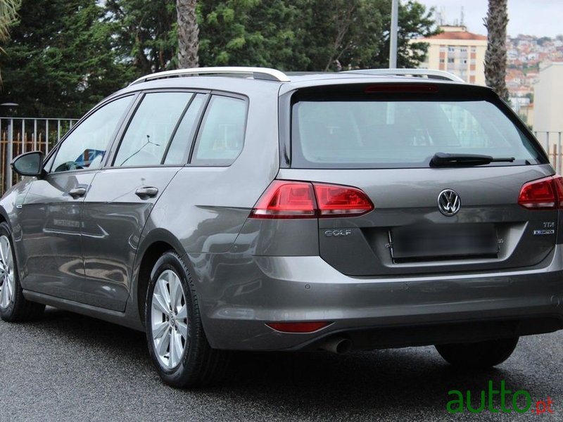 2015' Volkswagen Golf Variant photo #5