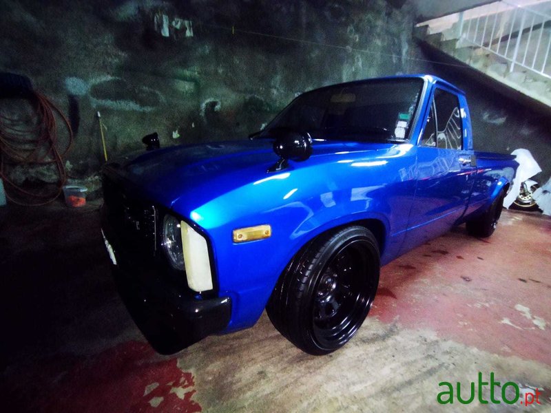 1981' Toyota Hilux photo #2