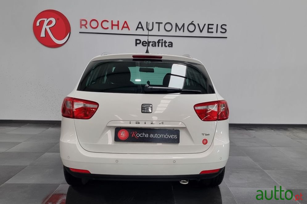 2014' SEAT Ibiza St photo #4