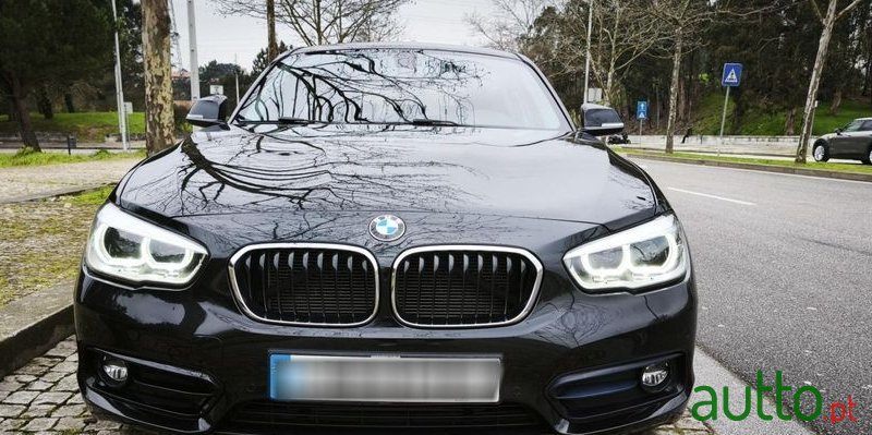 2019' BMW Série 1 D photo #1