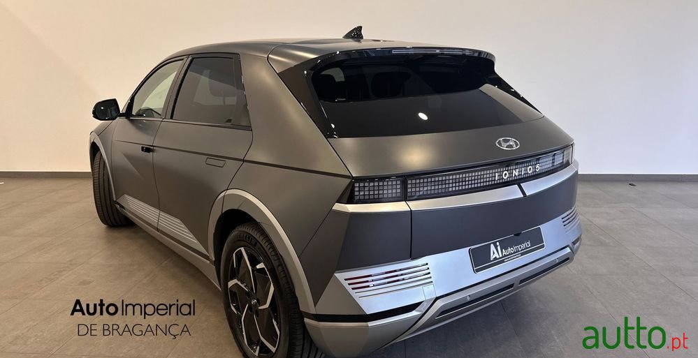 2024' Hyundai Ioniq 5 photo #3