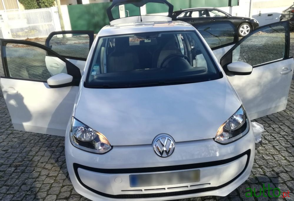 2014' Volkswagen Up! photo #1
