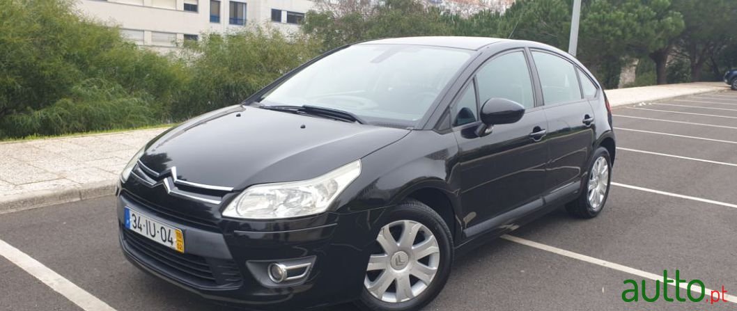 2010' Citroen C4 photo #1