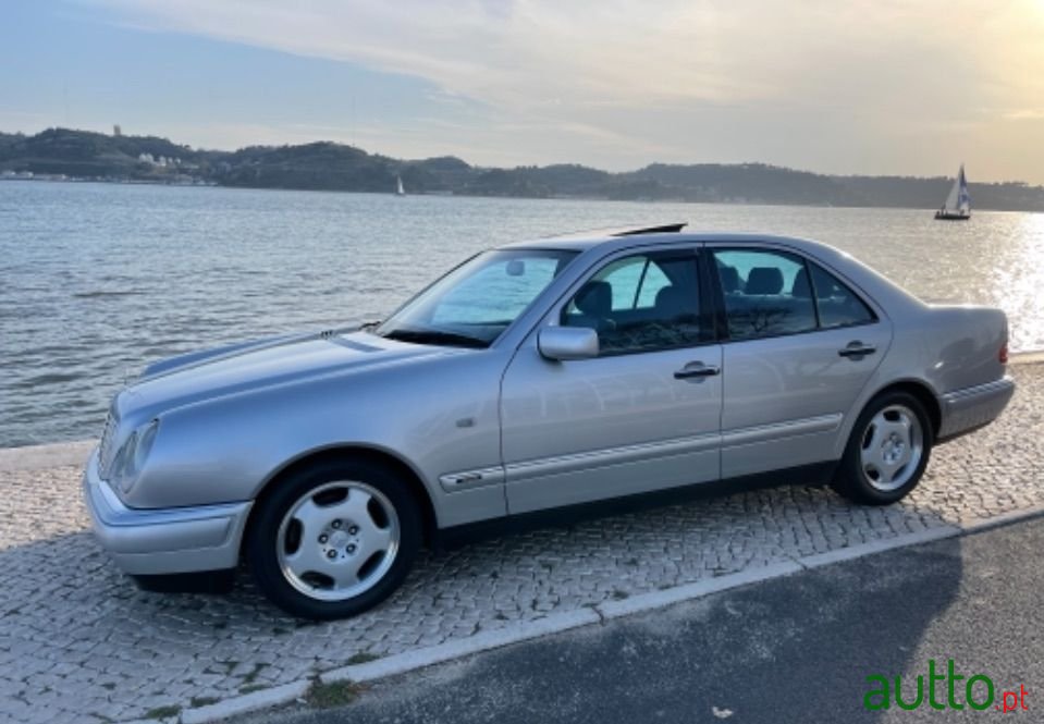 1998' Mercedes-Benz E-300 photo #1