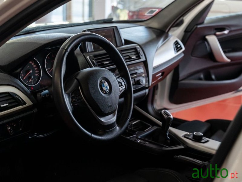 2016' BMW 116 Sport photo #4