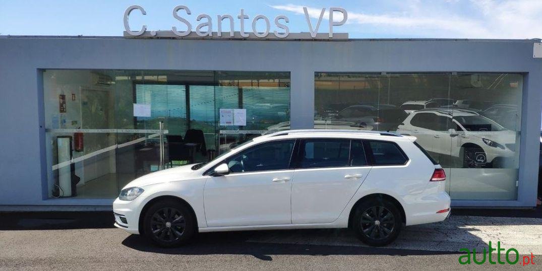 2018' Volkswagen Golf Variant photo #2